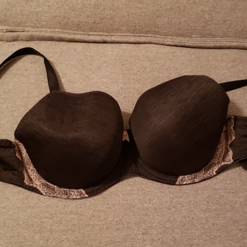 FREYA - Picture 3 of 4